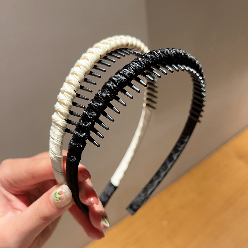 ヘアアクセサリー 編み込み風コームカチューシャ