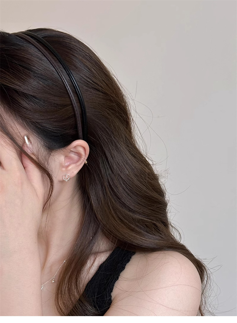 ヘアアクセサリー 細身スリムラインカチューシャ