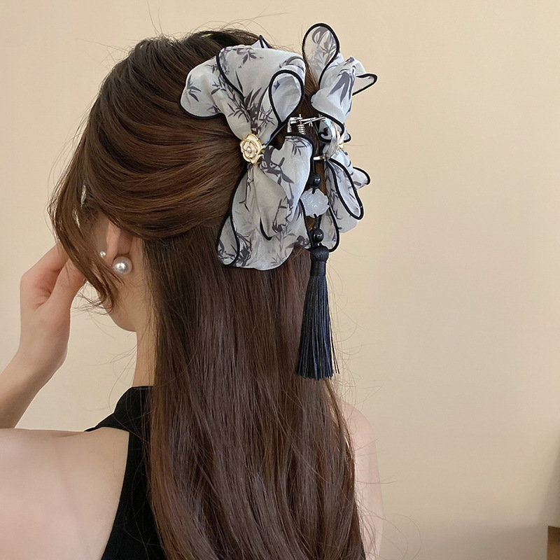 ヘアアクセサリー 花柄シフォン房飾り付きバレッタ