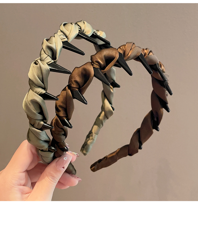 ヘアアクセサリー ツイストリボン編み込みカチューシャ