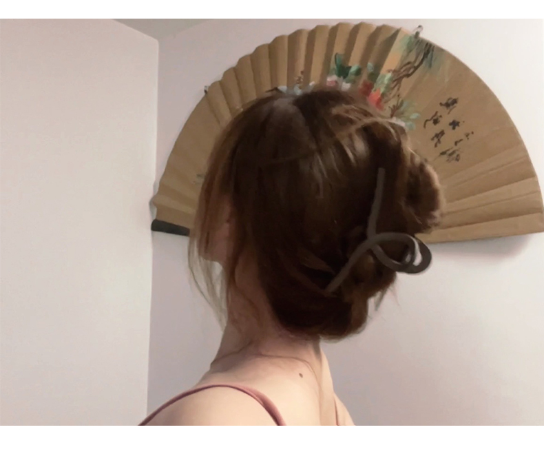ヘアアクセサリー リボン形デザインバレッタ