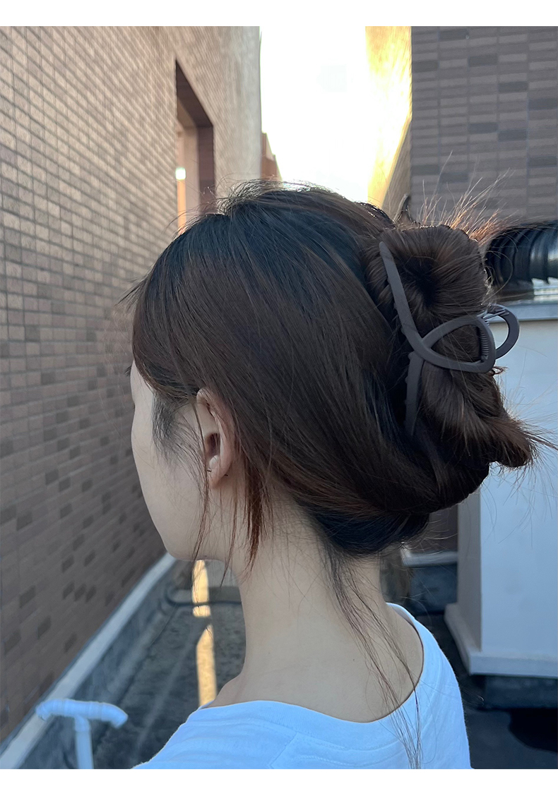 ヘアアクセサリー リボン形デザインバレッタ