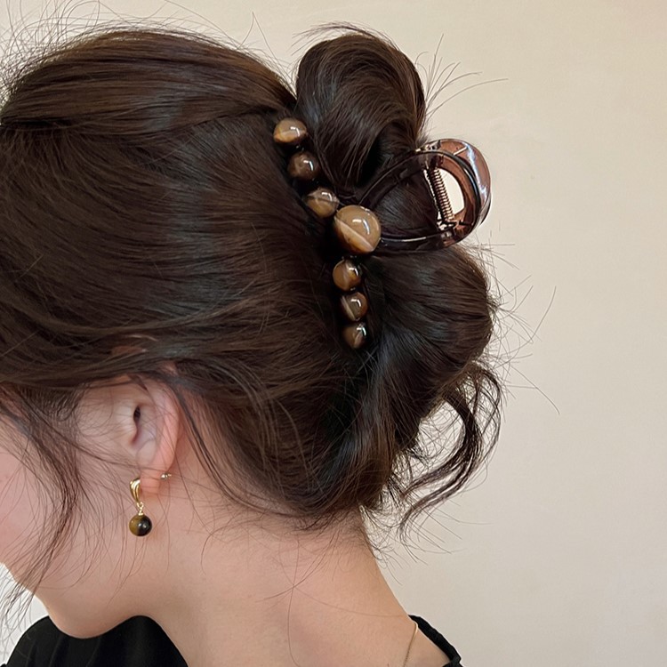 ヘアアクセサリー 透明感ビーズ飾り大人かわいいバレッタ