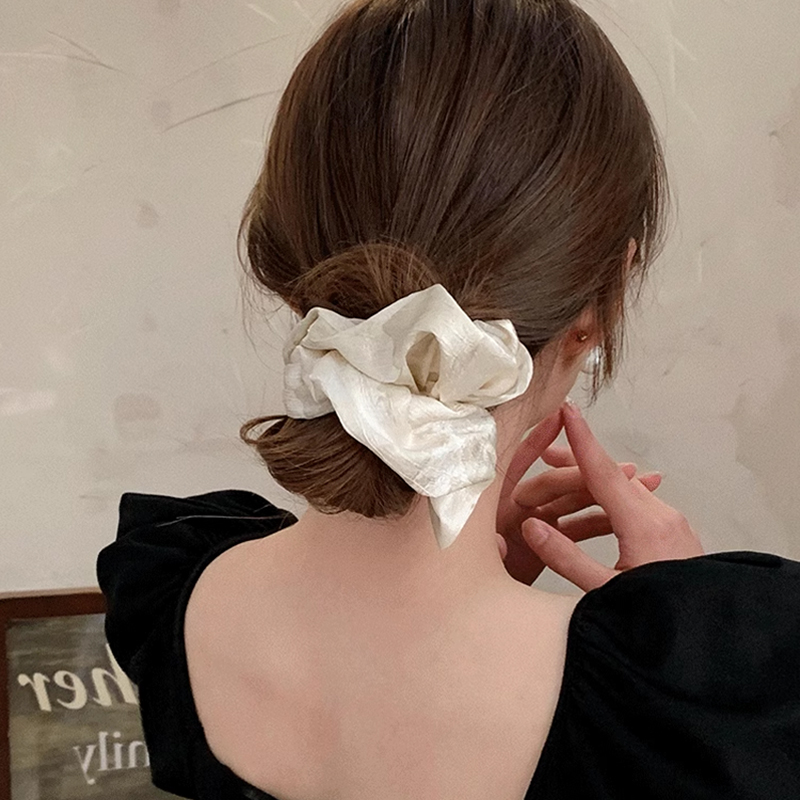 ヘアアクセサリー 上質光沢シルキーシュシュ