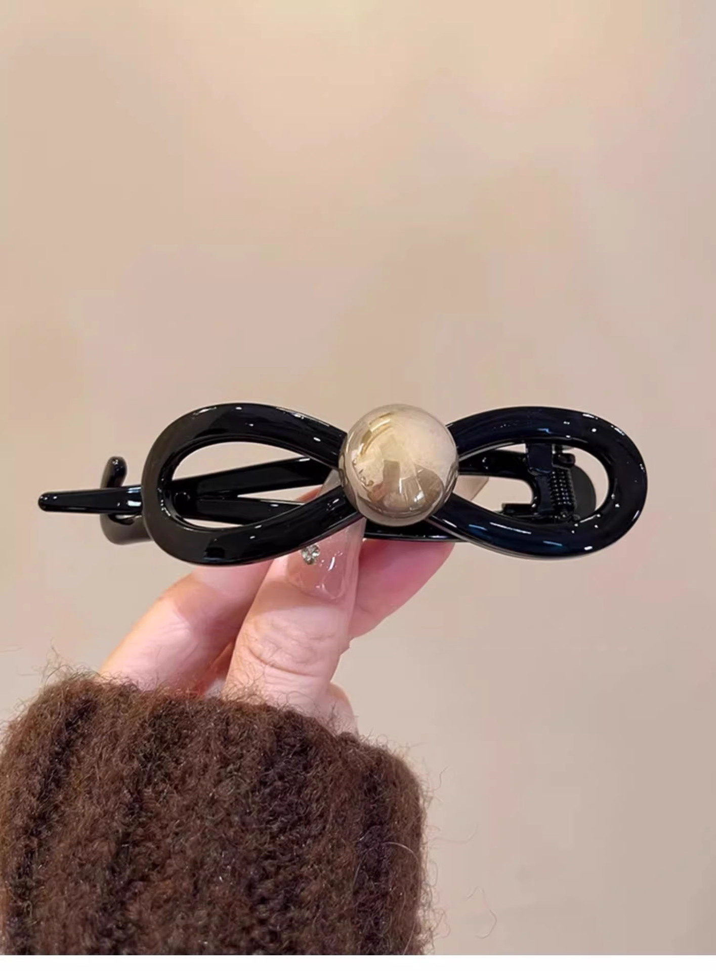 ヘアアクセサリー 猫モチーフ留め具バレッタ