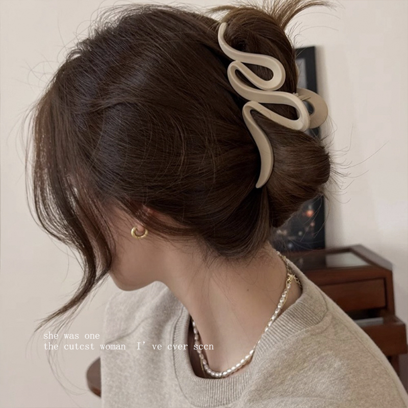 ヘアアクセサリー 波紋アートバレッタ