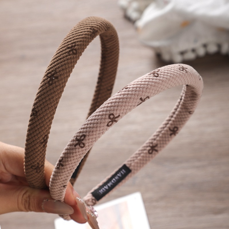 ヘアアクセサリー 小花刺繍コーデュロイ太めカチューシャ