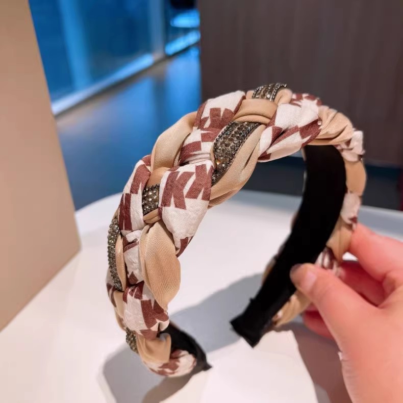 ヘアアクセサリー ツイストノット結びカチューシャ
