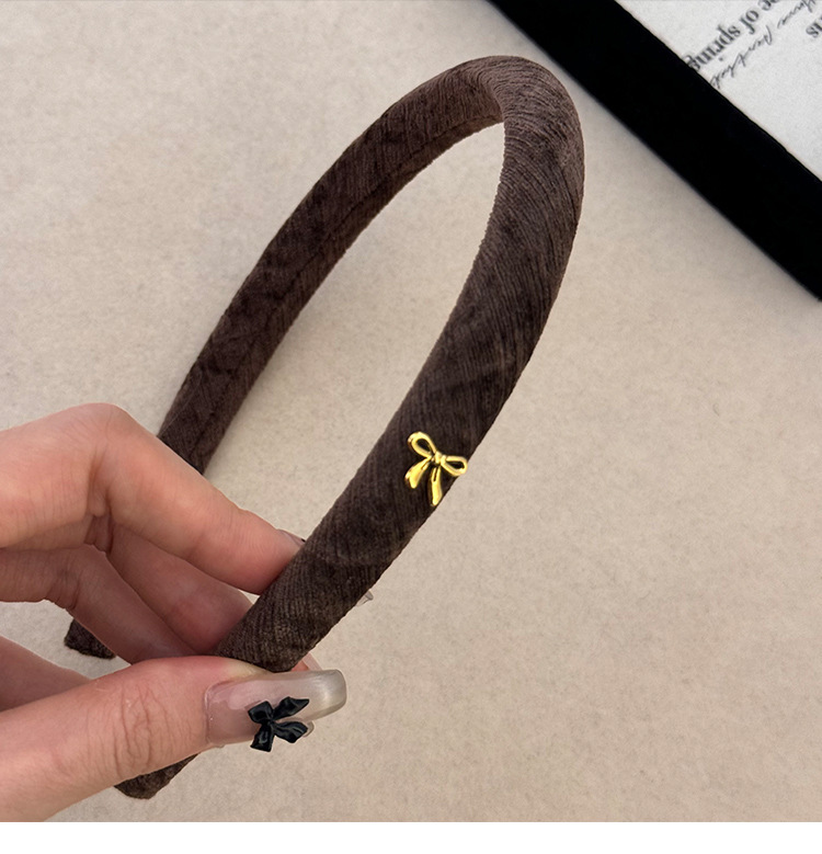 ヘアアクセサリー 小さな金属リボンモチーフ付き布巻きカチューシャ