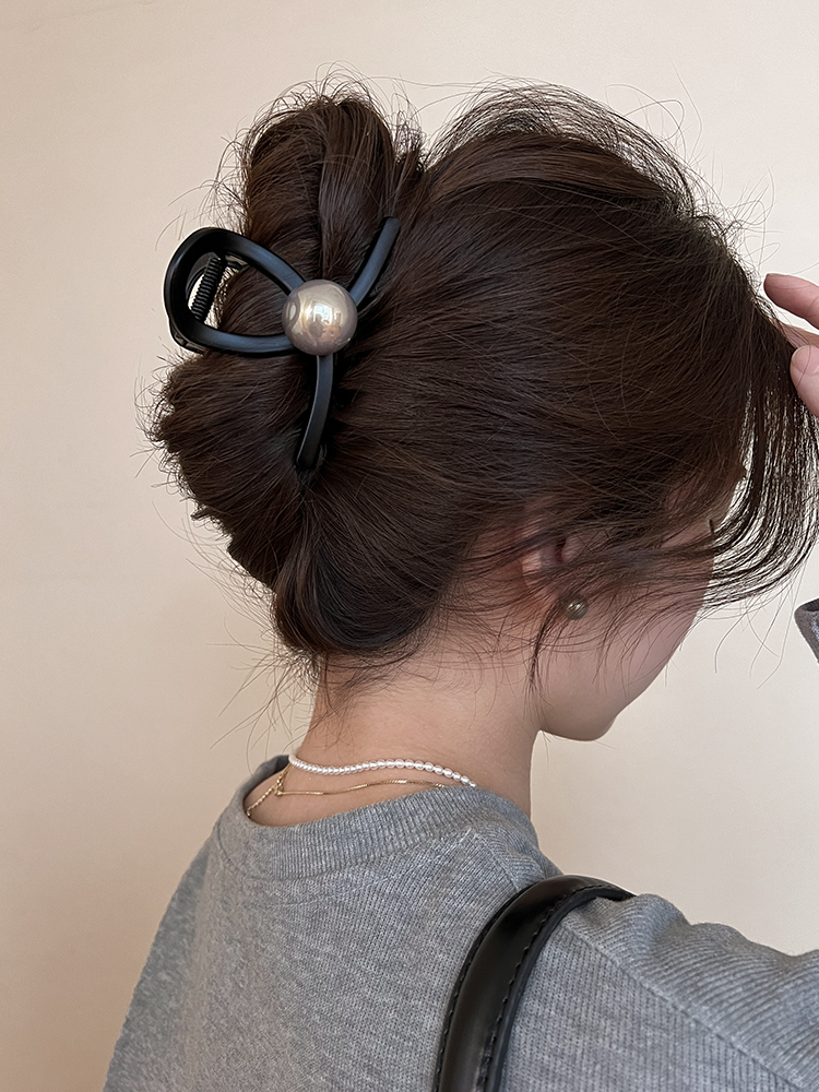 ヘアアクセサリー 真珠の輝き リボンバレッタ