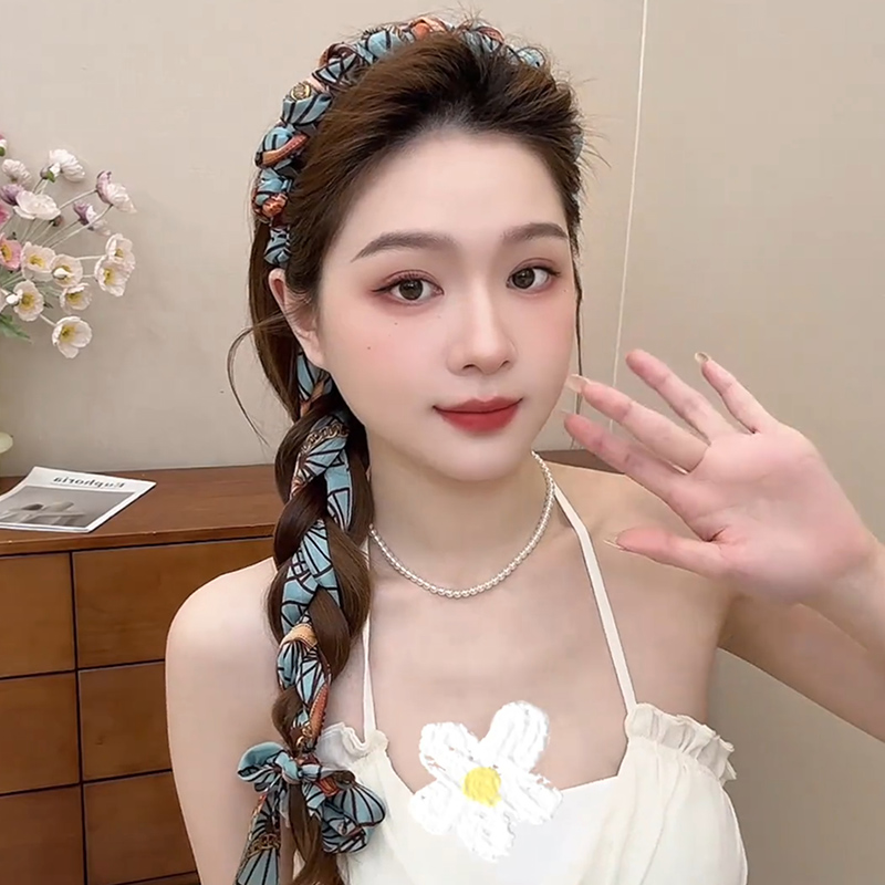 ヘアアクセサリー 編み込みリボンカチューシャ