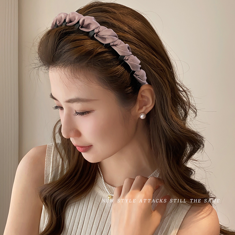 ヘアアクセサリー ツイストリボン編み込みカチューシャ