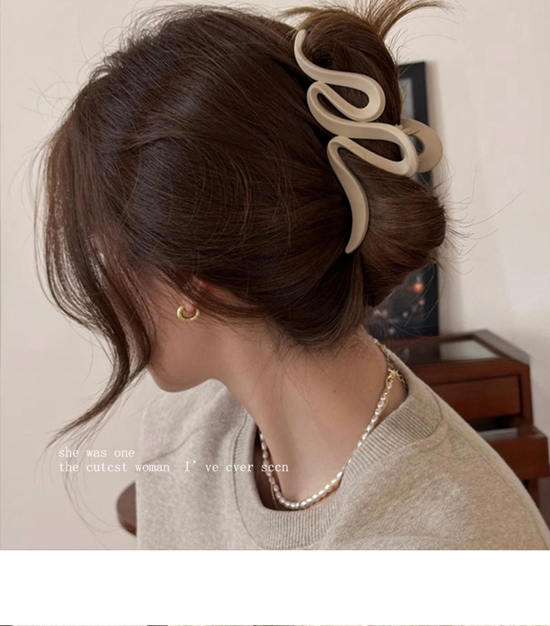 ヘアアクセサリー 波紋アートバレッタ