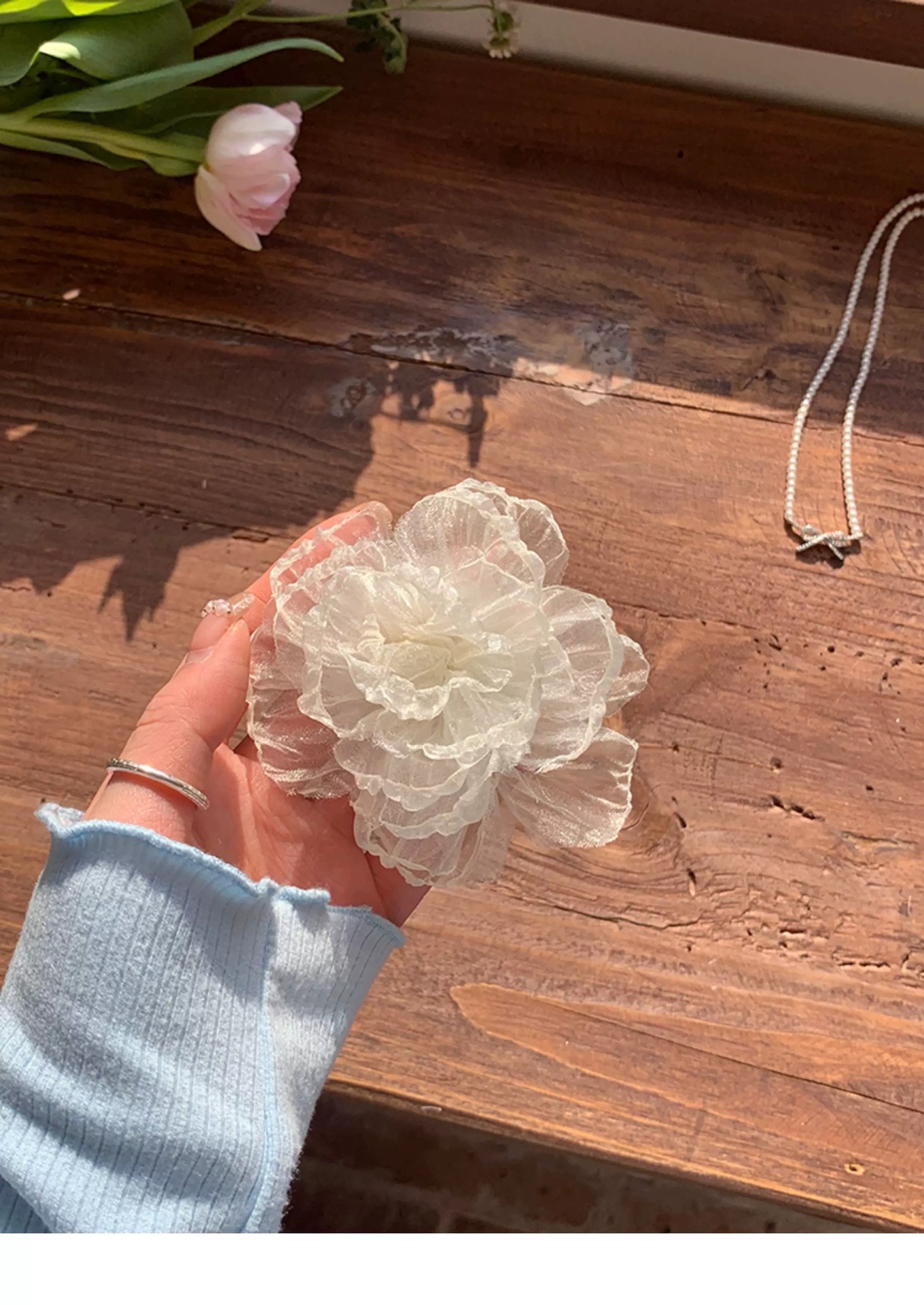 ヘアアクセサリー ふんわり花びらバレッタ