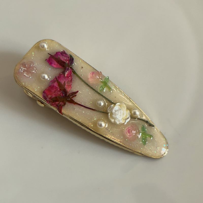 ヘアアクセサリー 押し花バレッタ★パール装飾★4色展開