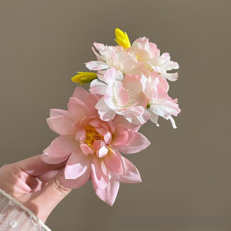 ヘアアクセサリー 花園の囁き 蓮花バレッタ