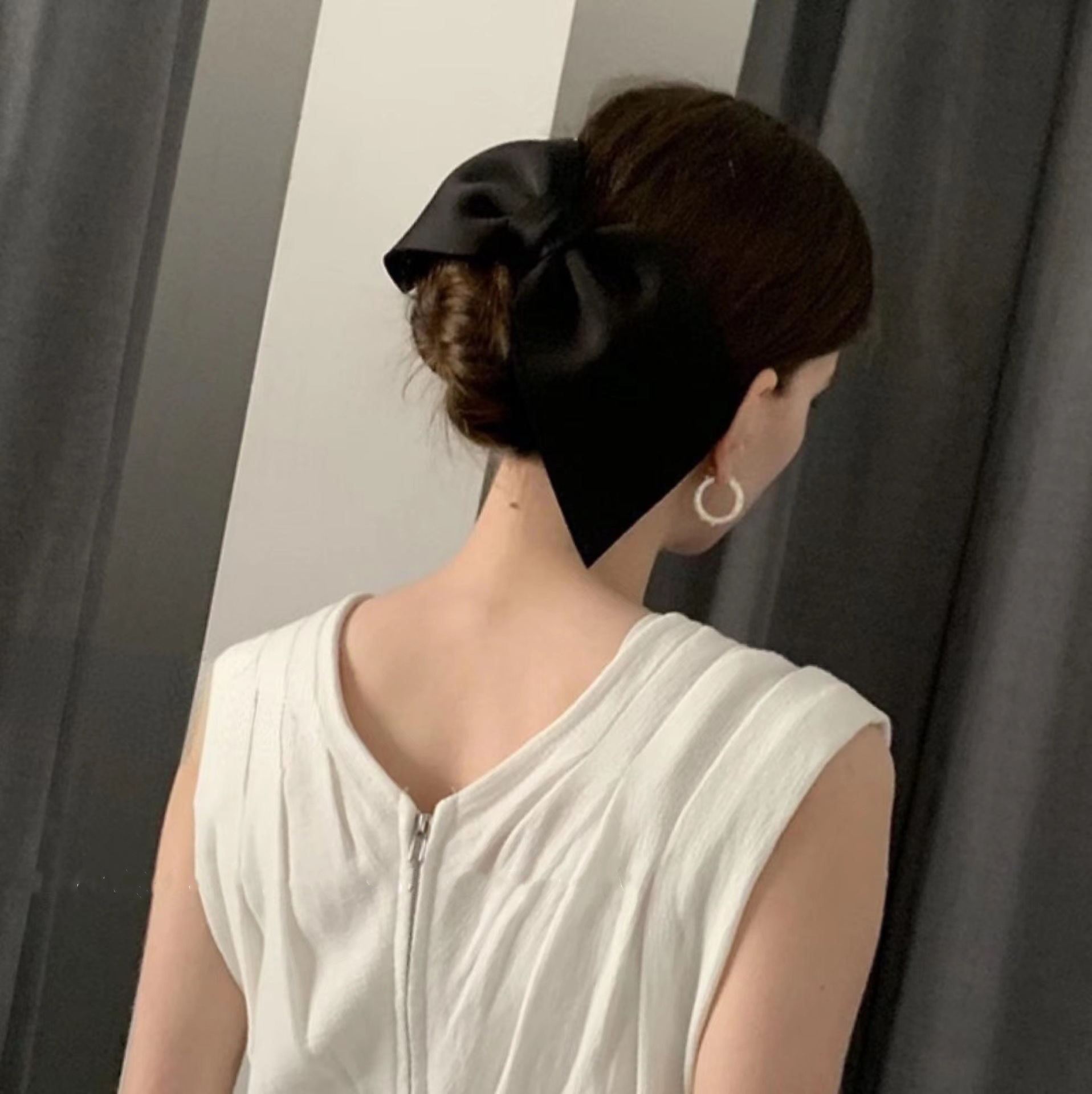 ヘアアクセサリー 大判リボン結びバレッタ