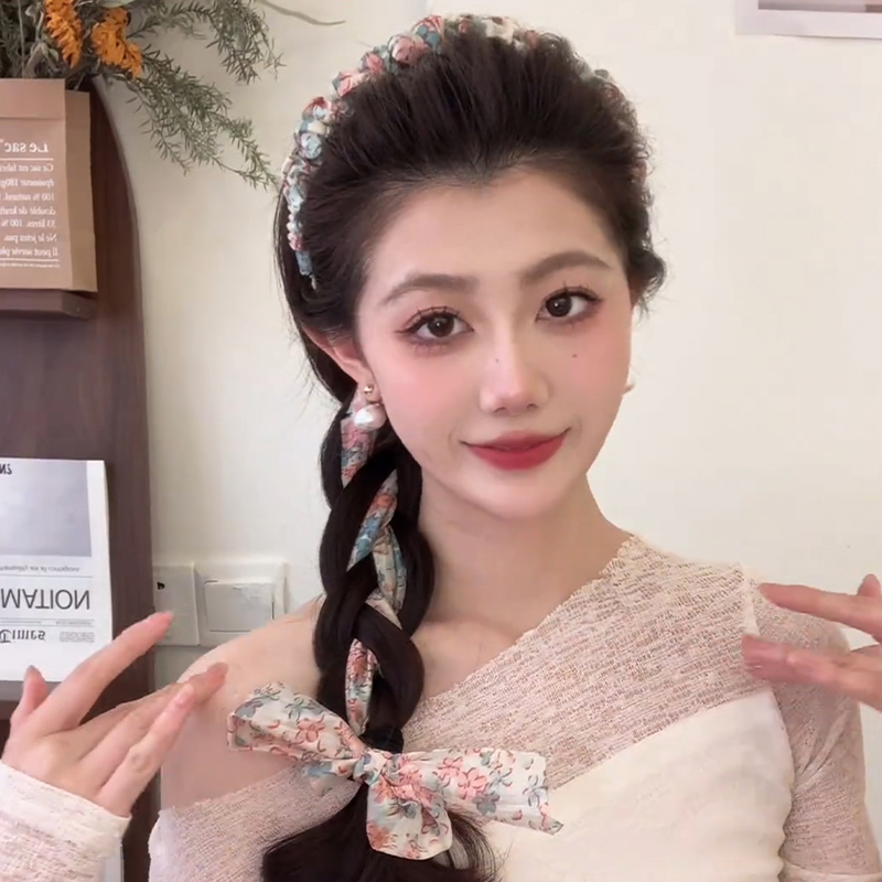 ヘアアクセサリー 編み込みリボンカチューシャ