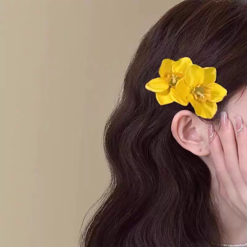 ヘアアクセサリー 花園の輝き 蘭モチーフバレッタ