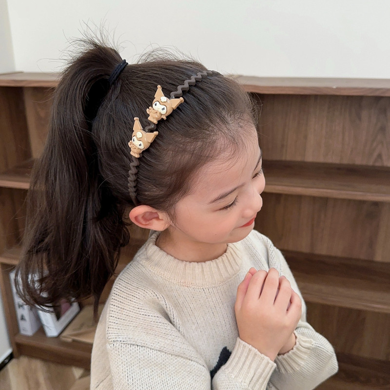 ヘアアクセサリー お花とリスのゆらゆらカチューシャ