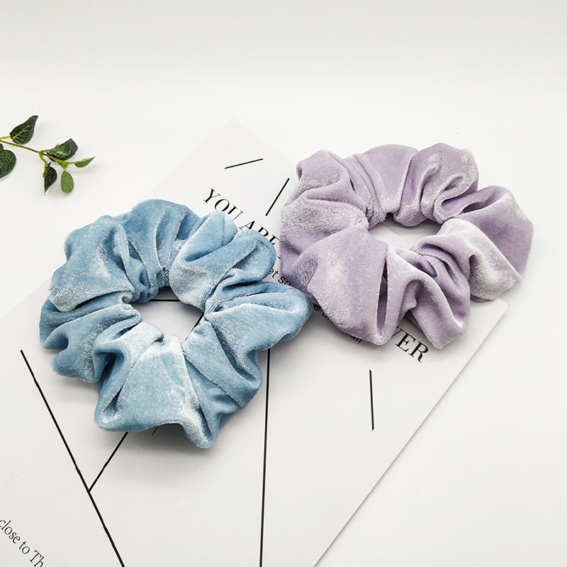 ヘアアクセサリー 上品な光沢ベロア調シュシュ