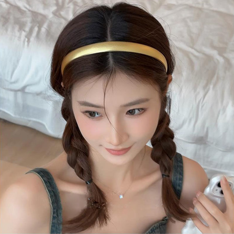 ヘアアクセサリー 艶やかメタリックカチューシャ