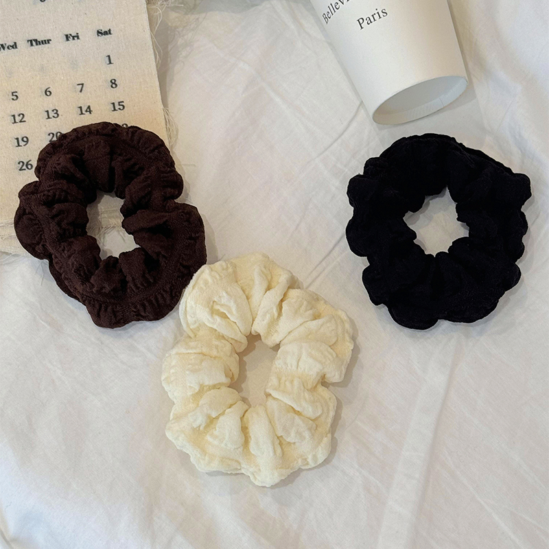 ヘアアクセサリー シルエットふわり 艶やかシュシュ