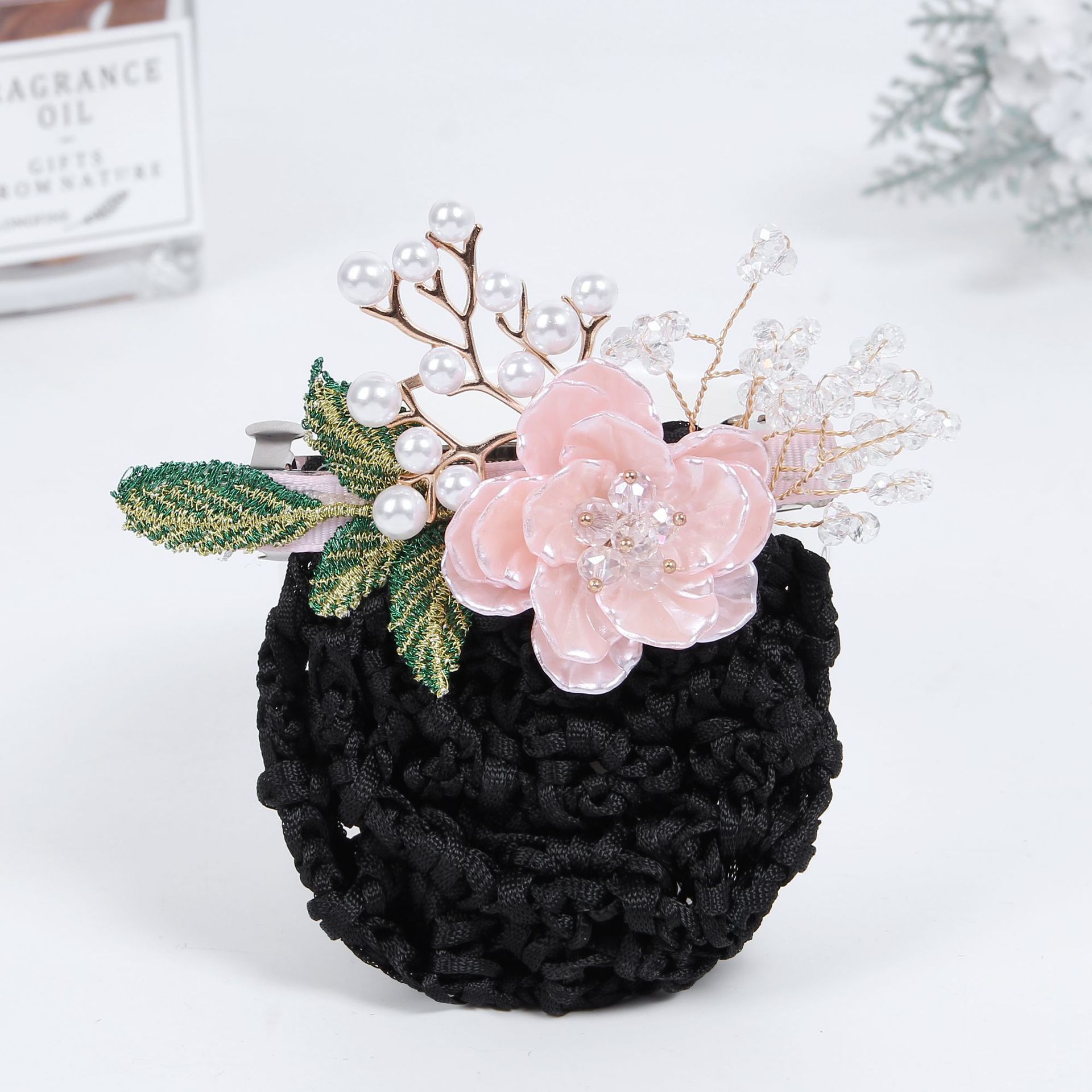 https://fulmo-img-server.com/haircery/feece6a4-e213-47a9-8490-5aab8d7ce613.jpg