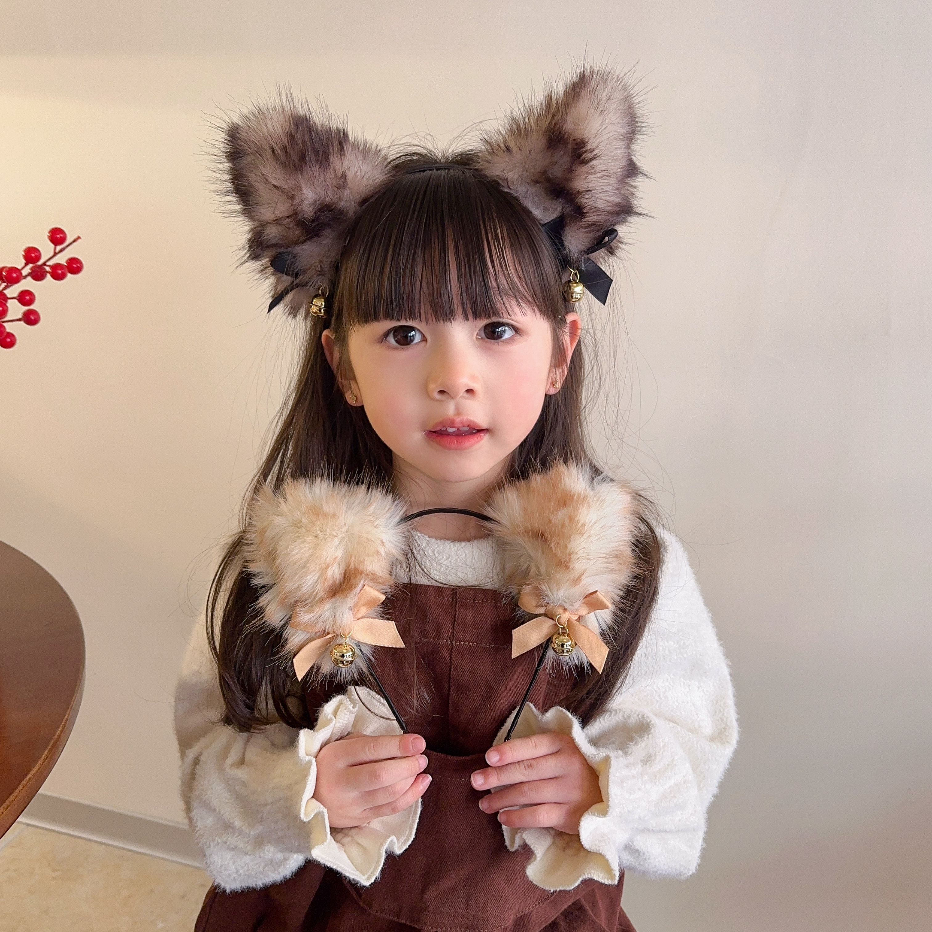 ヘアアクセサリー ふわもこ耳飾りカチューシャ