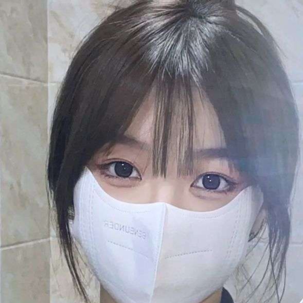 自然な前髪ウィッグ
