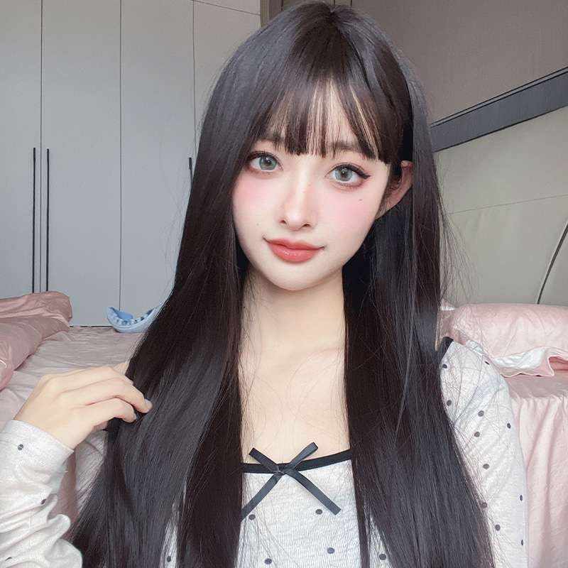  艶やかロングストレートフルウィッグ