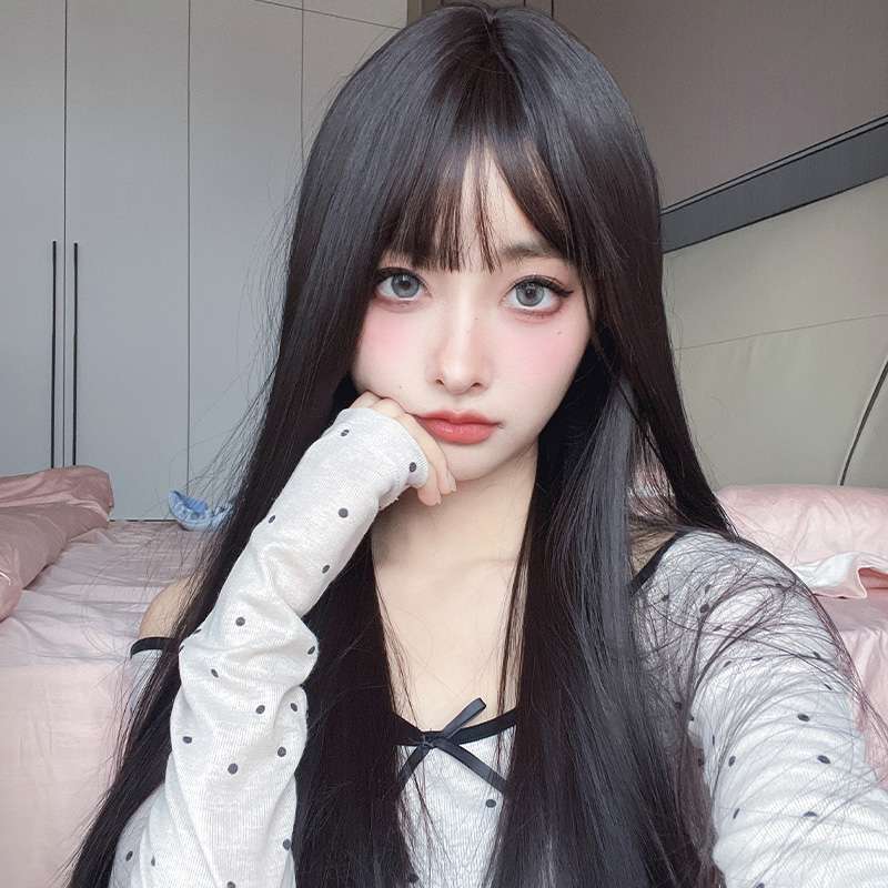  艶やかロングストレートフルウィッグ