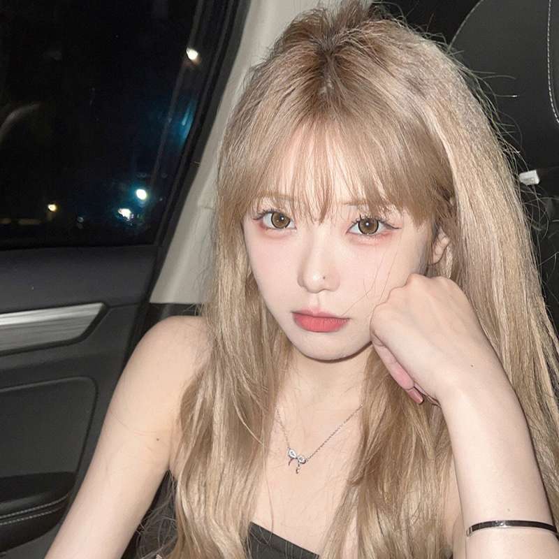 https://fulmo-img-server.com/hairglam/ab74dd7cf3664a4c8a8e3e788f2e1bdd.jepg