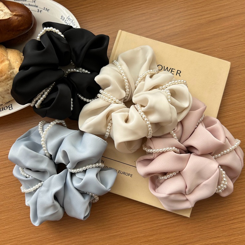 髪 飾り パール付きシルクシュシュ