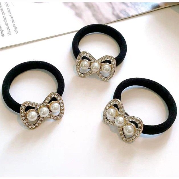 髪 飾り 輝く宝石とパール付き 普段使い ハート型髪飾り