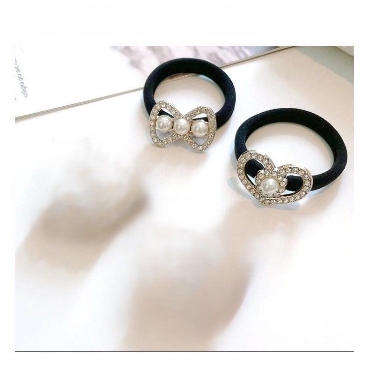 髪 飾り 輝く宝石とパール付き 普段使い ハート型髪飾り