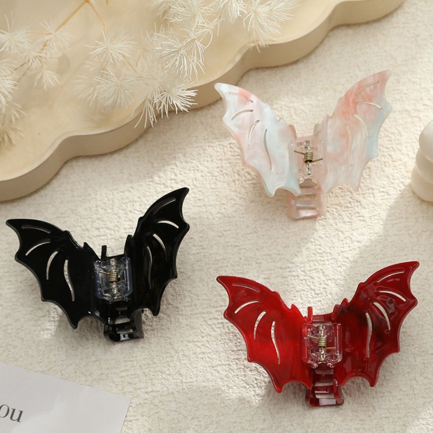 髪飾り コウモリの羽根モチーフヘアクリップ