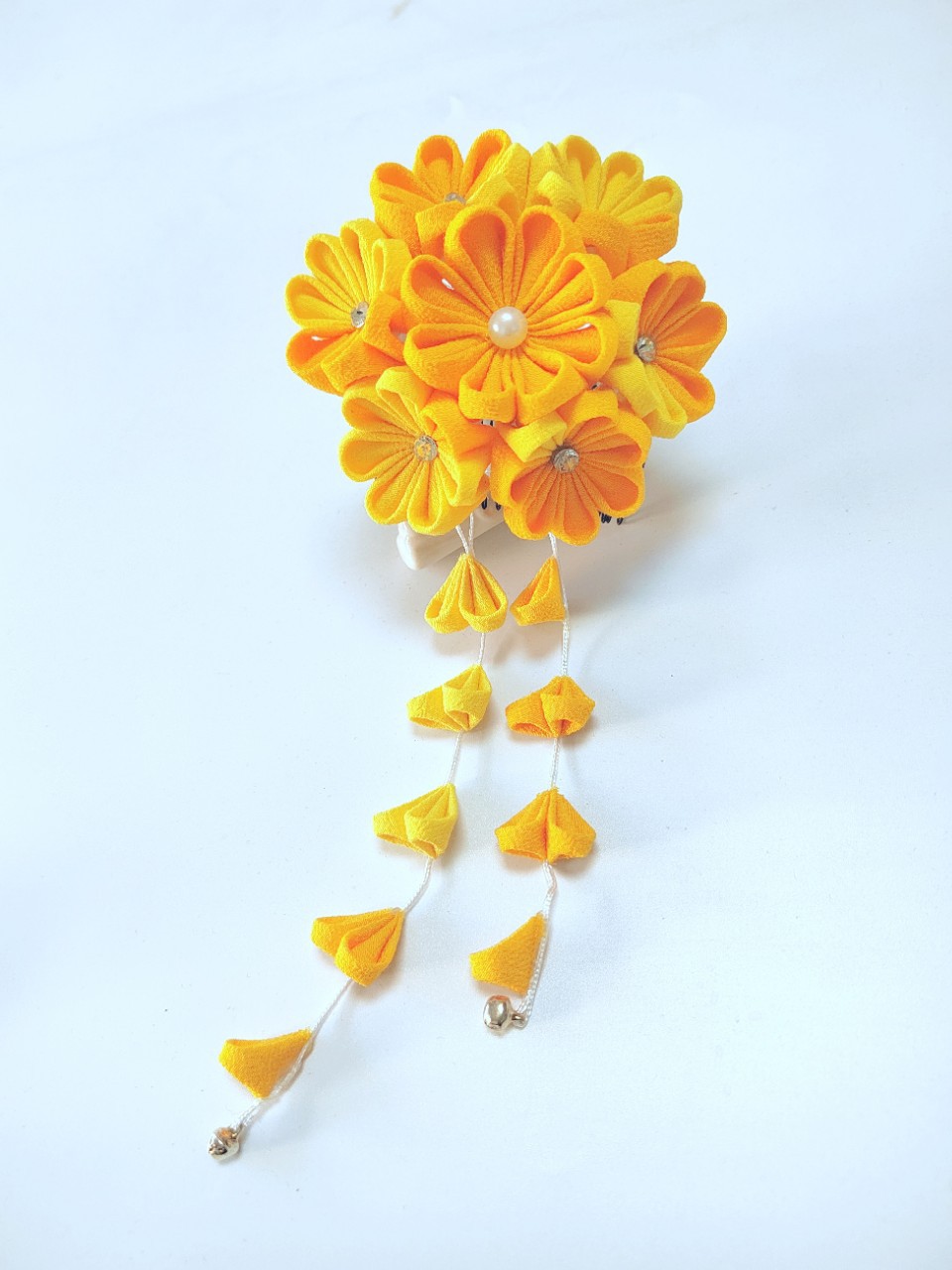 髪 飾り つまみ細工 しだれ菊かんざし