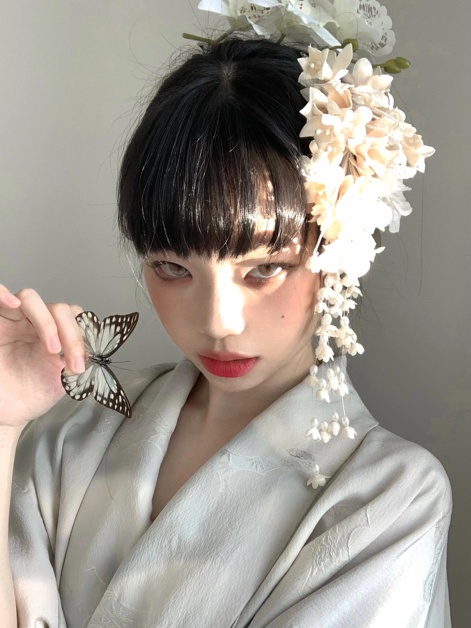 髪 飾り 蝶舞う和装髪飾り「花雫」