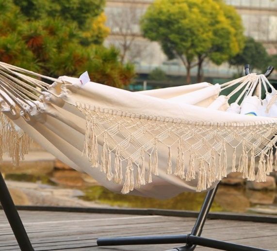  マクラメ編み飾り付き自立式ハンモック