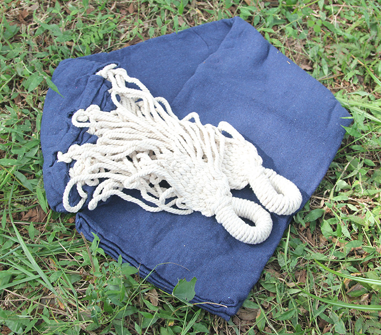 ハンモック 森林浴を楽しむ携帯式吊り下げ寝具