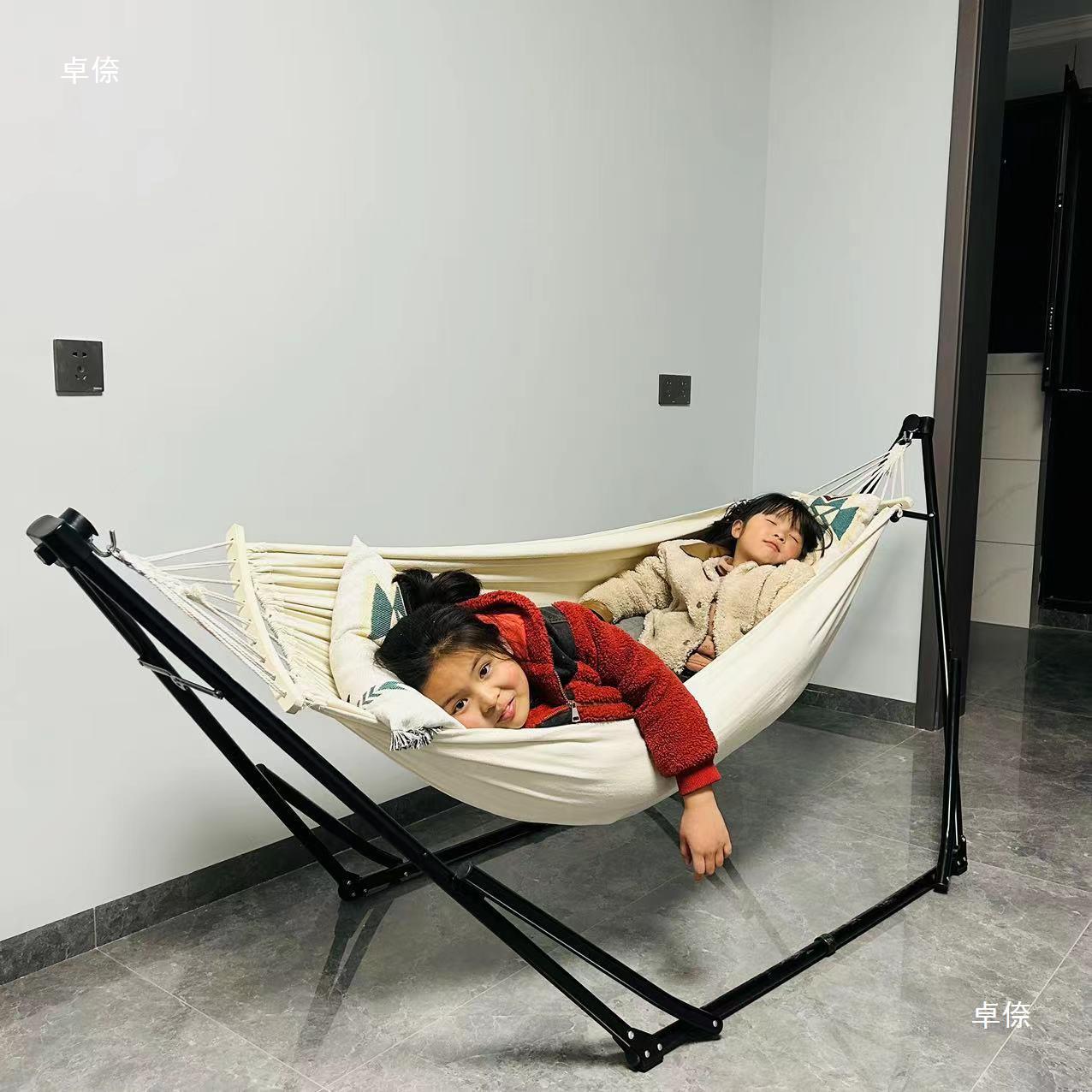  自立式スタンド付き室内用ゆったりハンモック