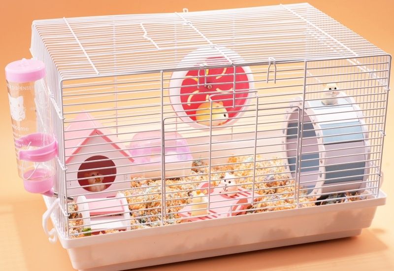 ハムスターケージ ハムスター用金属網ケージ アクセサリー付き広々タイプ