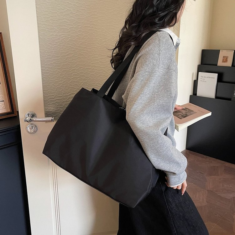 帆布バッグ 大容量シンプルキャンバストートショルダー