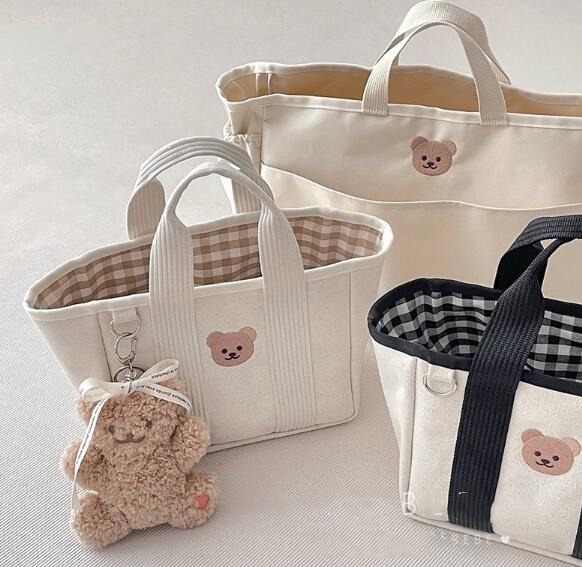 帆布バッグ 可愛いくま刺繍帆布トートバッグ 2色展開