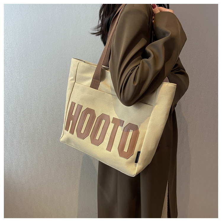 帆布バッグ レザーロゴ刺繍帆布ショルダートートバッグ