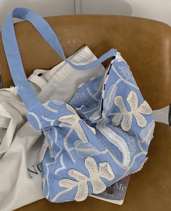 帆布バッグ 花柄刺繍帆布ショルダーバッグ斜めがけ対応