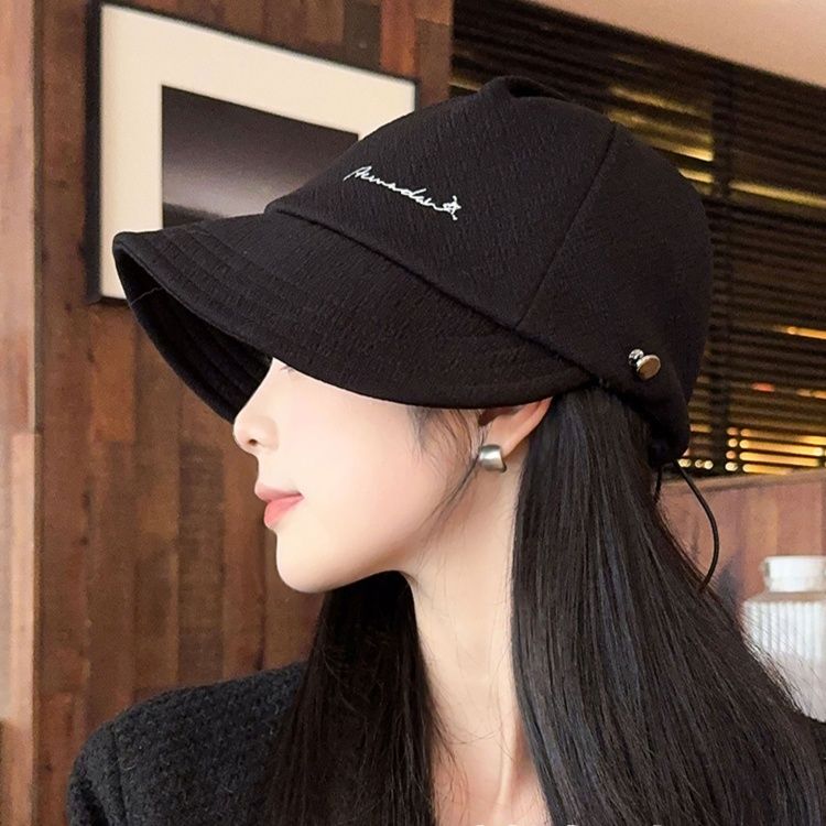 帽子 レディース つば広小顔効果刺繍文字入りキャップ