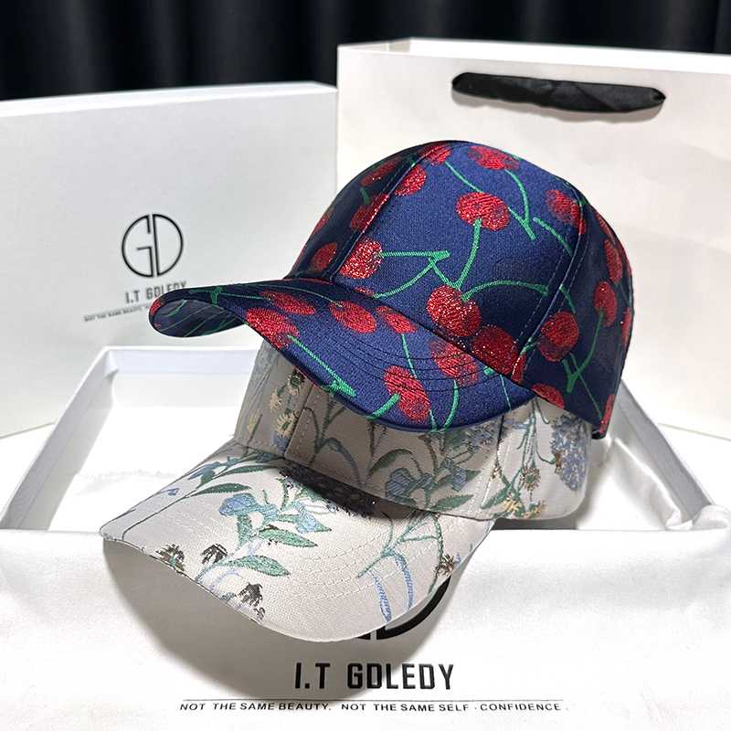 大きめ深めキャップで叶える！レディースの快適おしゃれスタイル10選