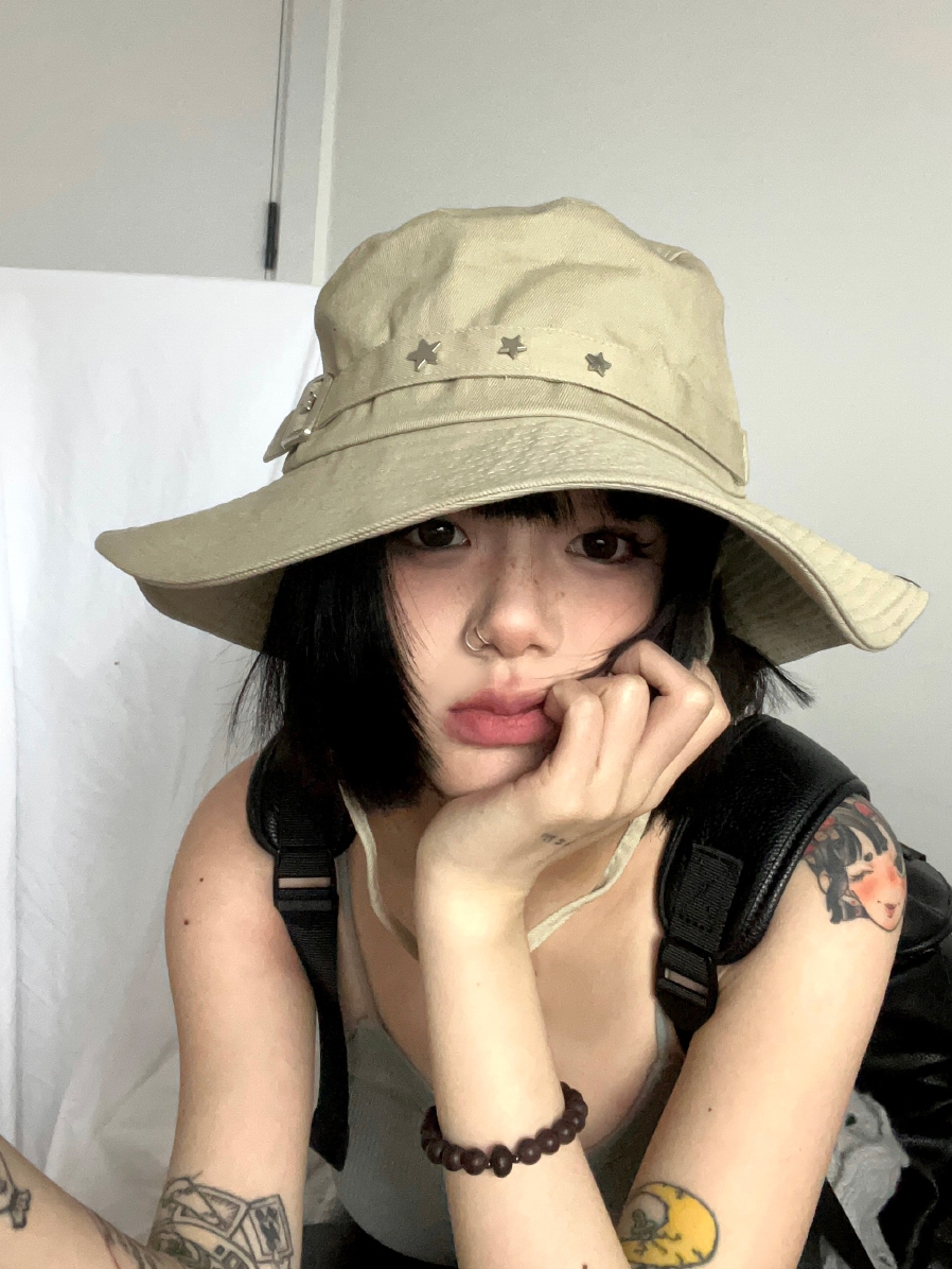 帽子 レディース 星飾りバックル付きサファリハット